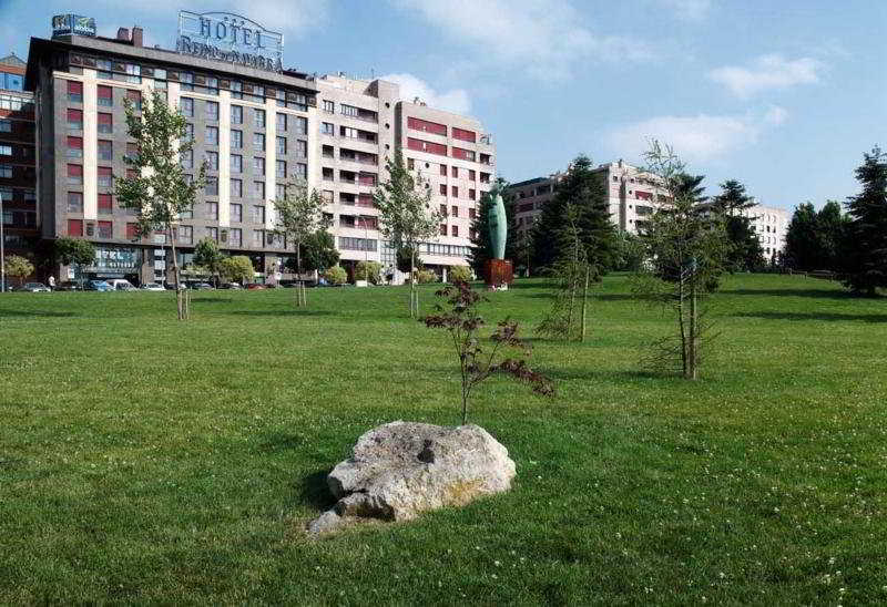 Occidental Pamplona Hotel Екстериор снимка